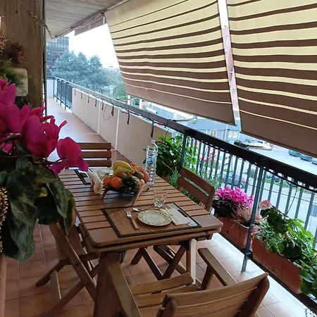 Domus Apartment *